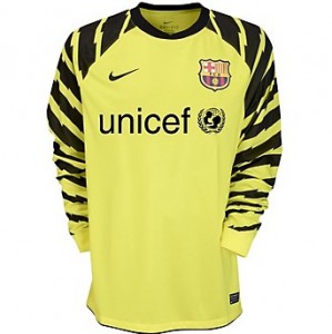 neuveden-12810-dres-barcelona-venkovni-brankarsky-2010-11.jpg